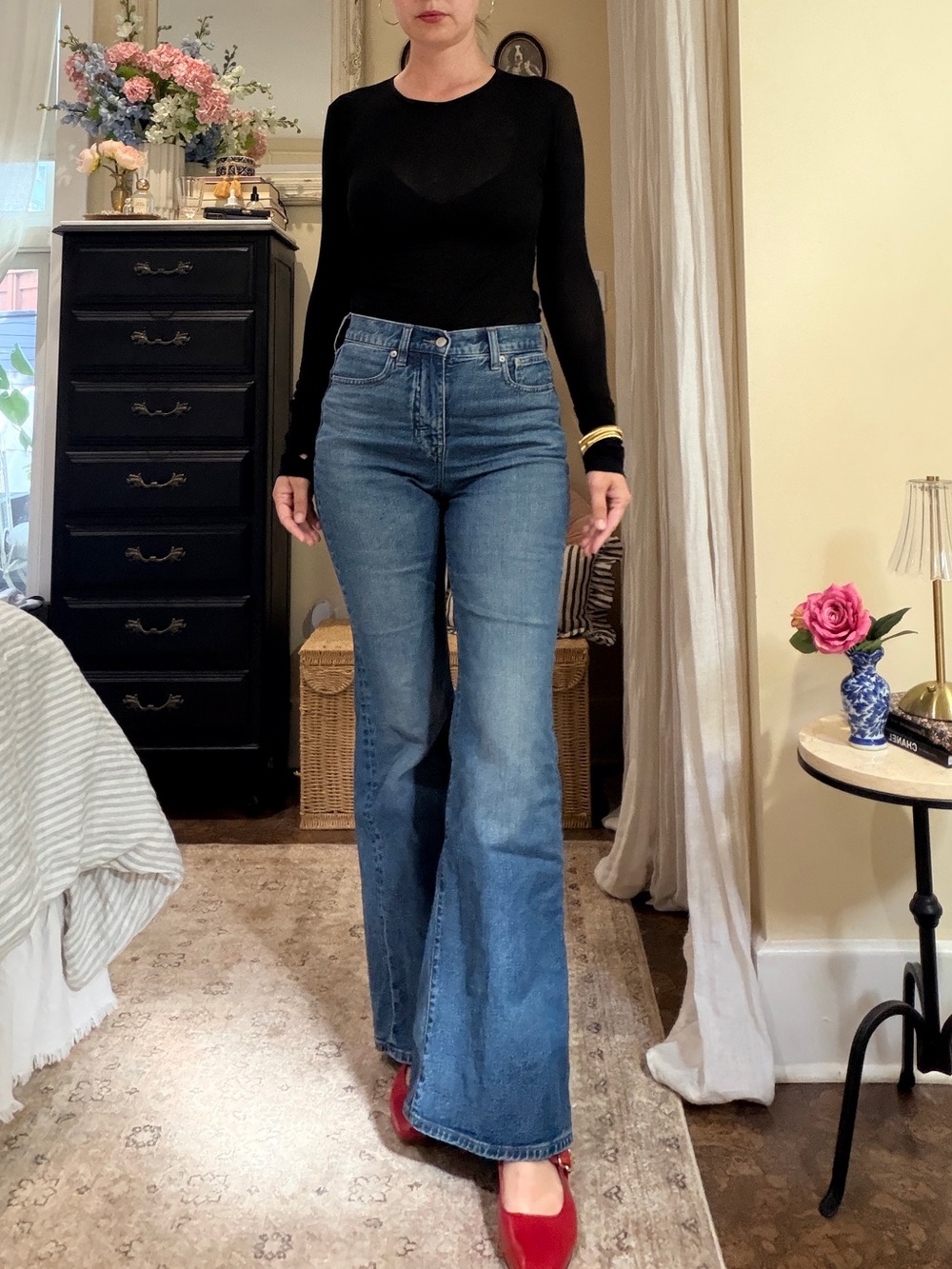 J. Crew Vintage High Rise Flare Jeans in Excellent Condition - Size 26